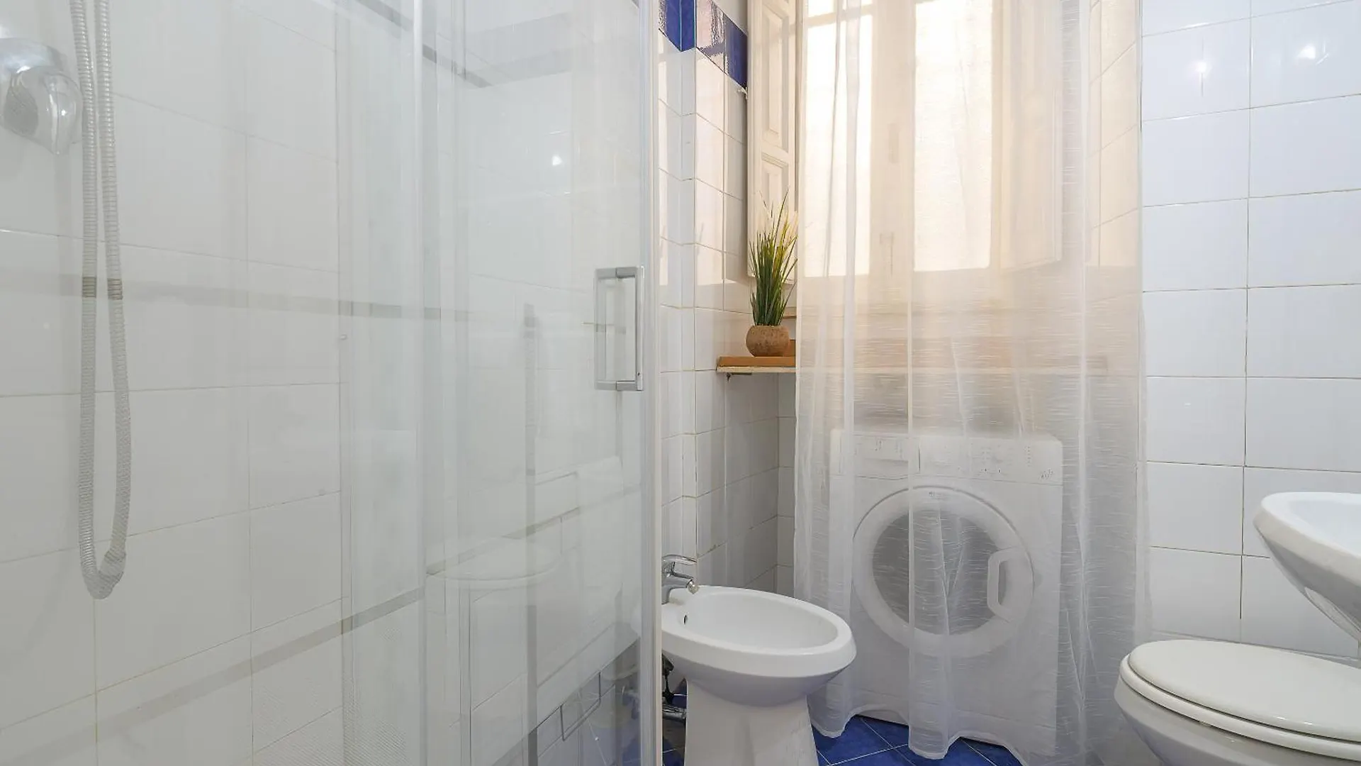 Apartment Salotto19 - Villa Borghese Rome Italy