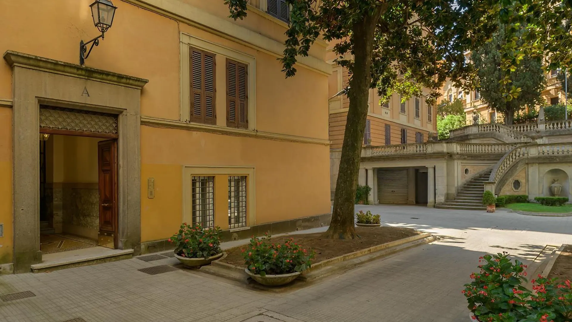 Apartment Salotto19 - Villa Borghese Rome Italy